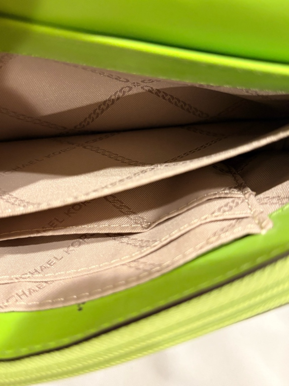 Michael Kors Lime Green Pebbled Leather Wallet - Picture 7 of 15